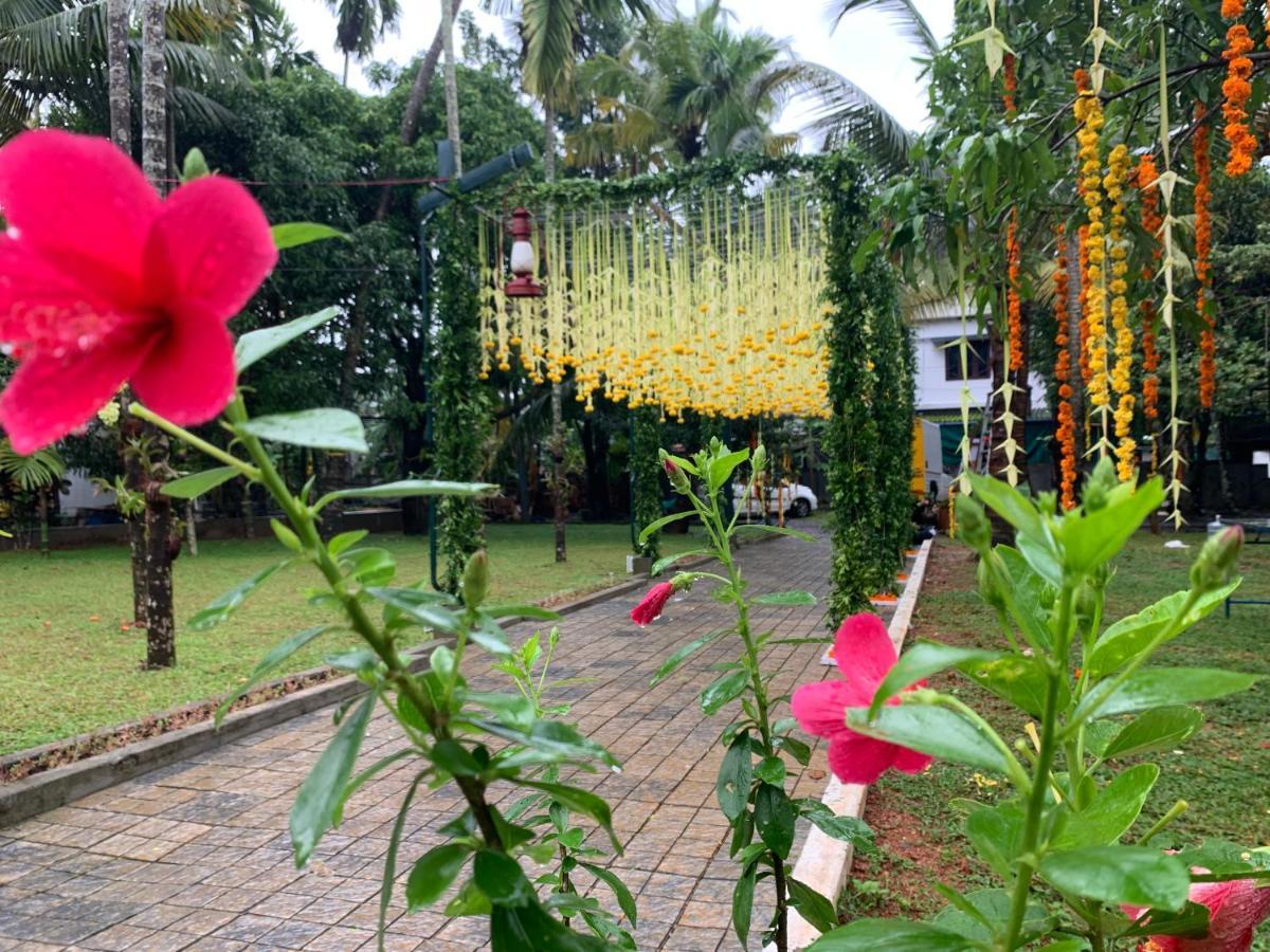 Kallanchery Retreat Kochi Exterior foto